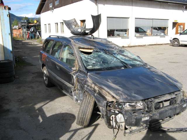Volvo V70 2000-2004 (Type II, Fase 1) , Motorkode: , Girkassekode: