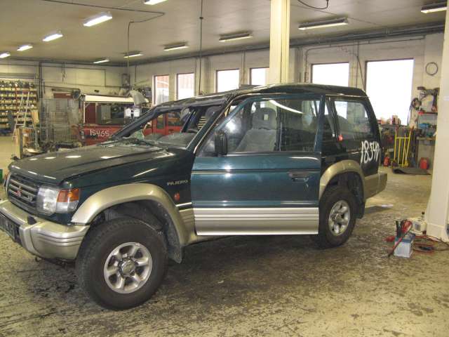 Mitsubishi Pajero 1992-1999 (Type II) , Motorkode: , Girkassekode: 