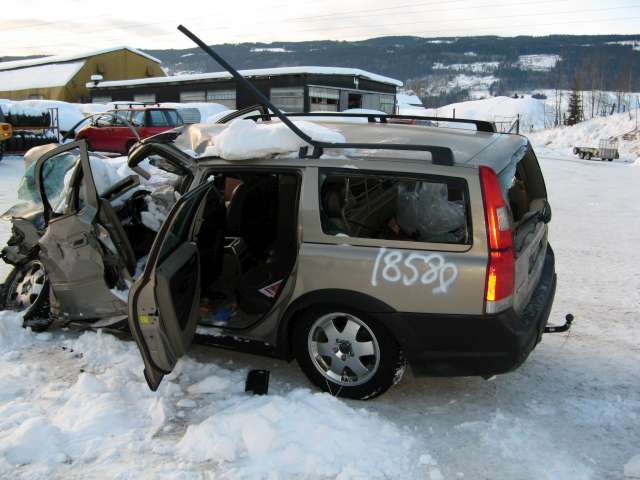 Volvo XC70 2001-2004 (Type I, Fase 1) , Motorkode: , Girkassekode: 