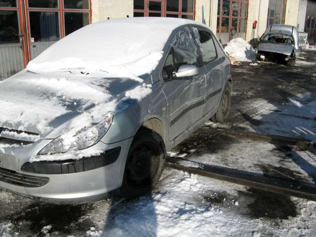 Peugeot 307 2001-2004 (Fase 1) , Motorkode: , Girkassekode: 