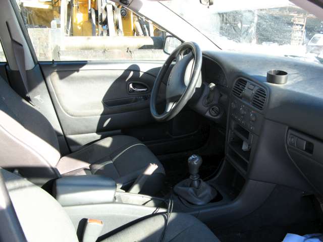 Volvo V40 / S40 2000-2004 (Type I, Fase 2) , Motorkode: , Girkassekode: 
