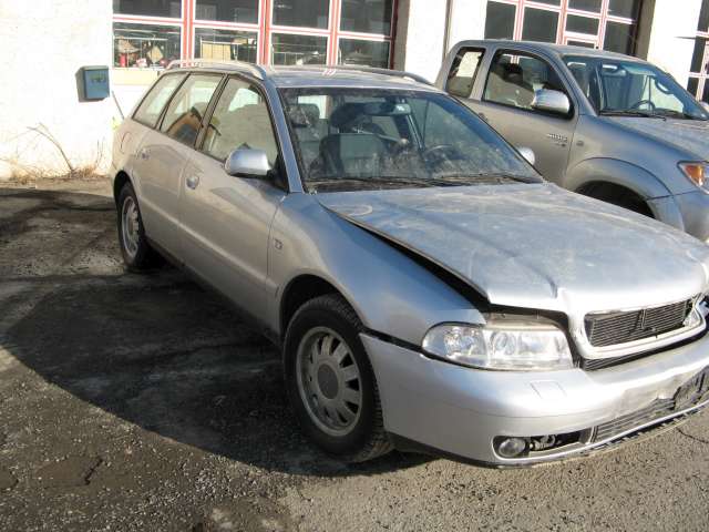 Audi A4 1999-2001 (Type I, Fase 2) (B5) (B5), Motorkode: , Girkassekode: 