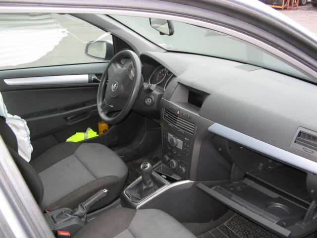 Opel Astra H 2004-2009 , Motorkode: , Girkassekode: