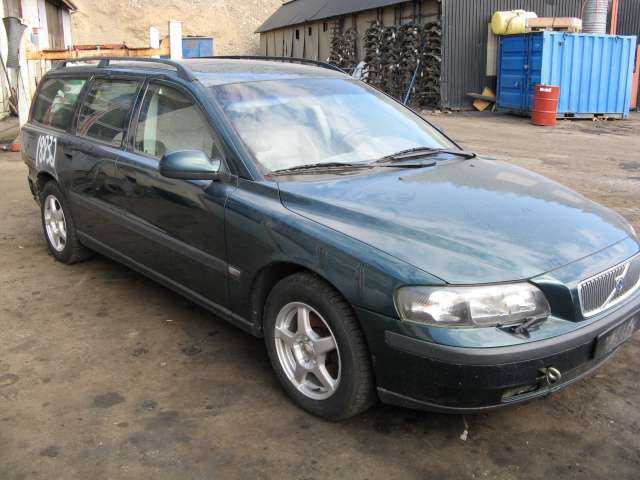 Volvo V70 2000-2004 (Type II, Fase 1) , Motorkode: , Girkassekode: 