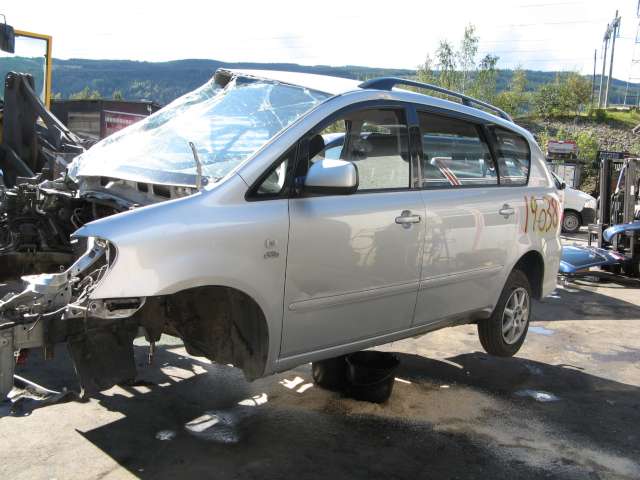 Toyota Avensis, Verso 2001-2009 , Motorkode: , Girkassekode: 