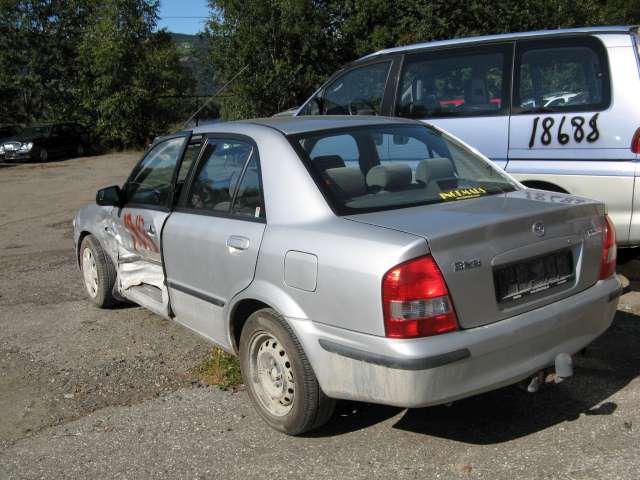 Mazda 323 1998-2000 (Fase 1) , Motorkode: , Girkassekode: 