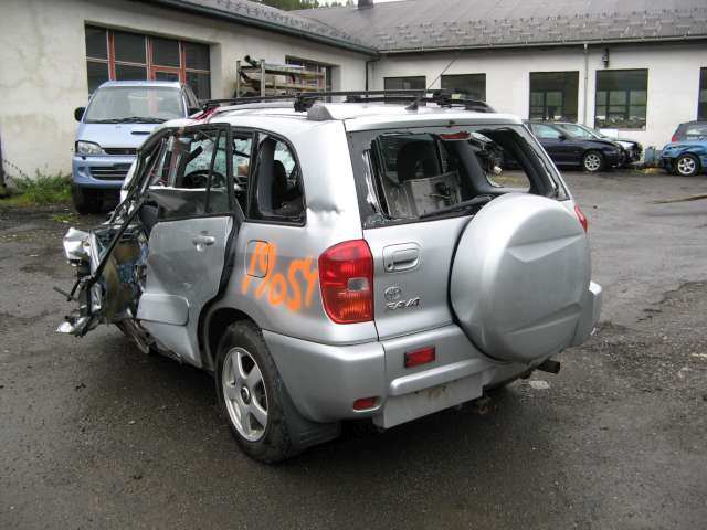 Toyota RAV4 2000-2006 (Type II) , Motorkode: , Girkassekode: 