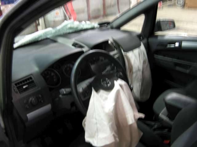 Opel Zafira B 2005-2011 , Motorkode: , Girkassekode: 