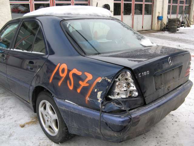 Mercedes C-Klasse 1993-2000 (W202) (W202), Motorkode: , Girkassekode: 