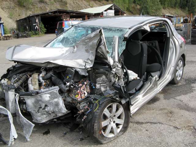 Peugeot 308 2011-2013 (Type I, Fase 2) , Motorkode: , Girkassekode: 
