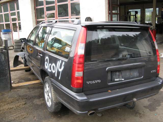 Volvo V70 (S70/XC70) 1997-2000 (Type I) , Motorkode: , Girkassekode: 