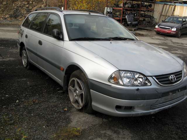 Toyota Avensis 2000-2003 (Type I, Fase 2) , Motorkode: , Girkassekode: 