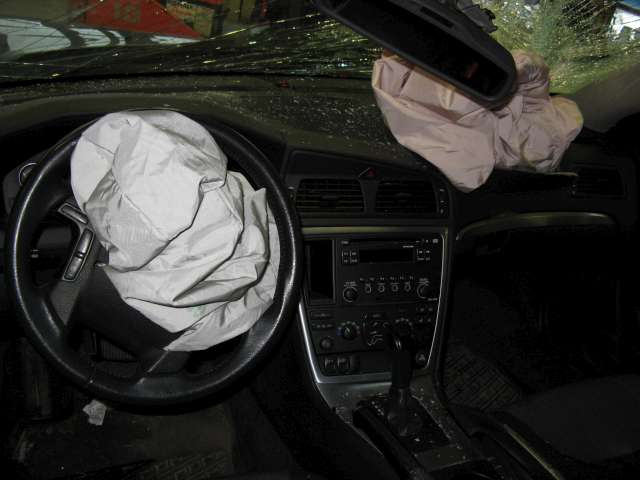 Volvo XC70 2005-2007 (Type I, Fase 2) , Motorkode: , Girkassekode: 