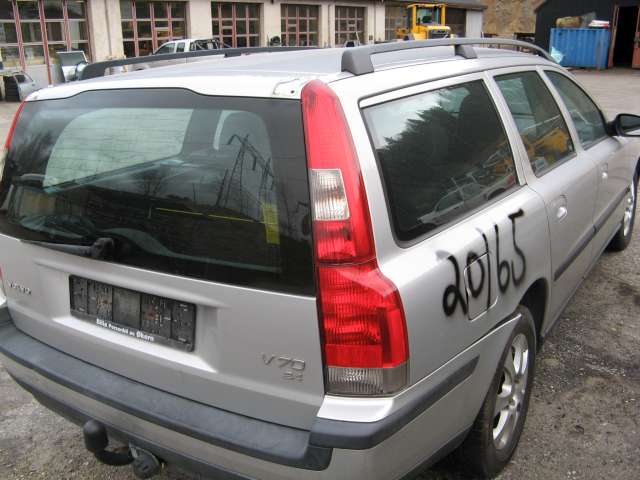 Volvo V70 2000-2004 (Type II, Fase 1) , Motorkode: , Girkassekode: 