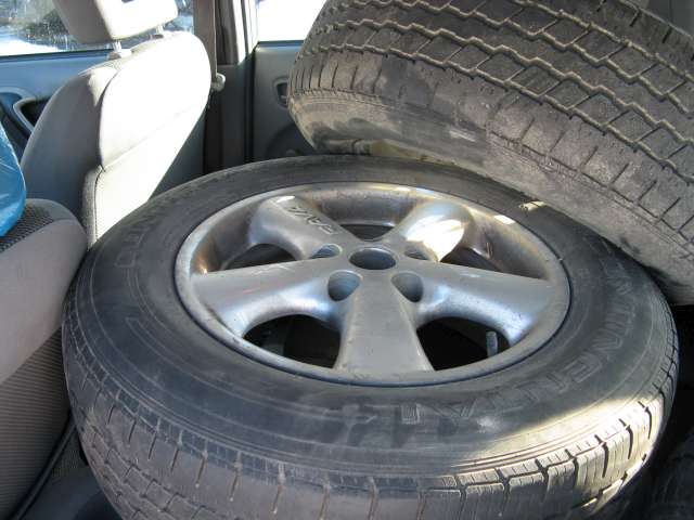 Toyota RAV4 2000-2006 (Type II) , Motorkode: , Girkassekode: 