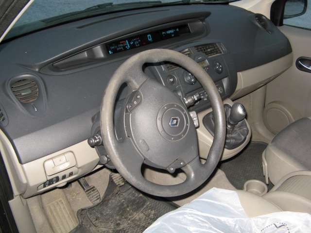 Renault Scenic 2003-2009 (Type II) , Motorkode: F9Q 800, Girkassekode: 