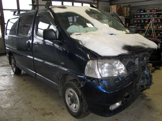 Toyota Hiace 2007-2012 (Fase 3) , Motorkode: , Girkassekode: 