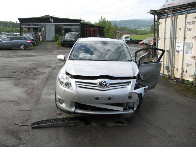 Toyota Auris 2010-2012 (Type I, Fase 2) , Motorkode: , Girkassekode: 