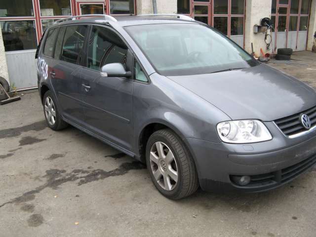 VW Touran 2003-2006 (Type I, Fase 1) , Motorkode: , Girkassekode: 