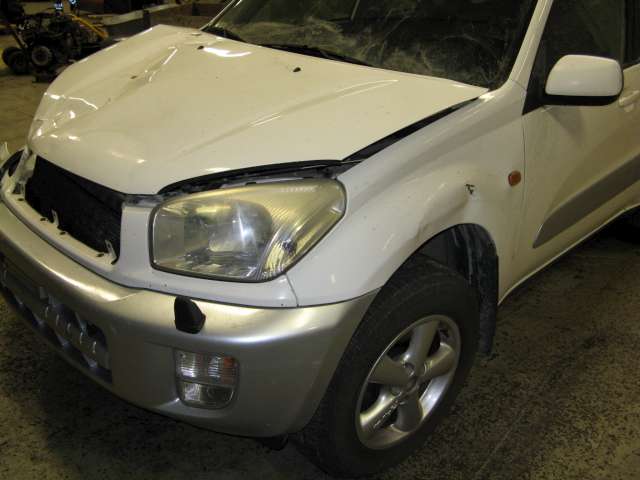 Toyota RAV4 2000-2006 (Type II) , Motorkode: , Girkassekode: 
