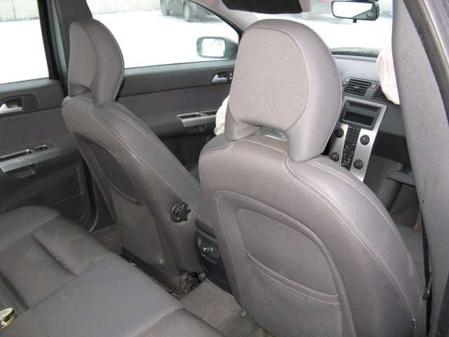 Volvo V50 2004-2007 (Fase 1) , Motorkode: , Girkassekode: 