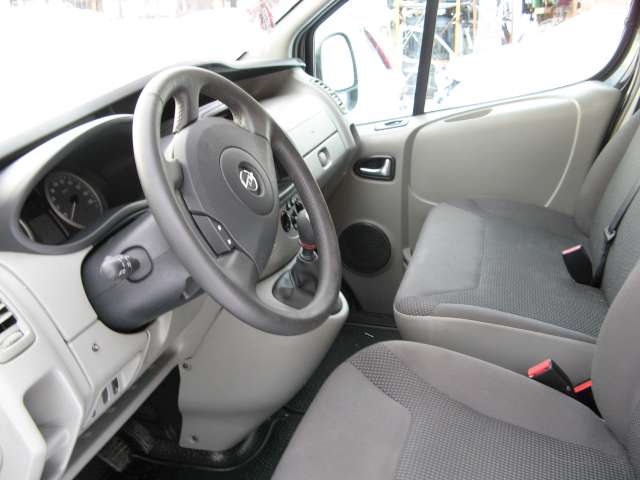 Opel Vivaro A 2006-2014 , Motorkode: M9R M7, Girkassekode: 