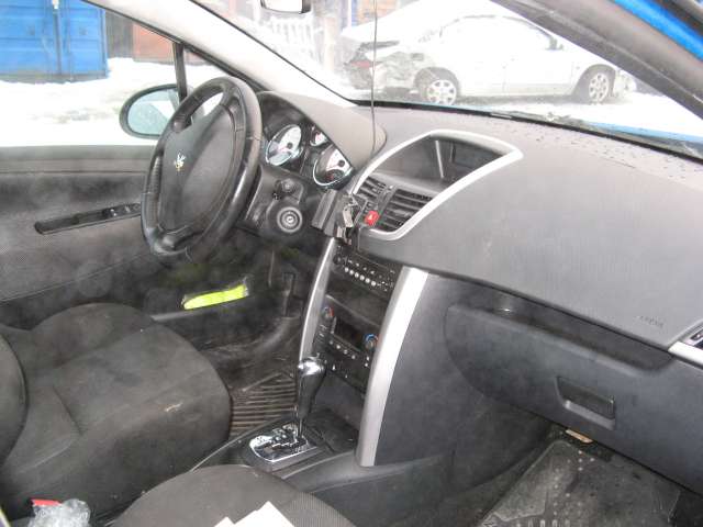 Peugeot 207 2006-2012 , Motorkode: , Girkassekode: 