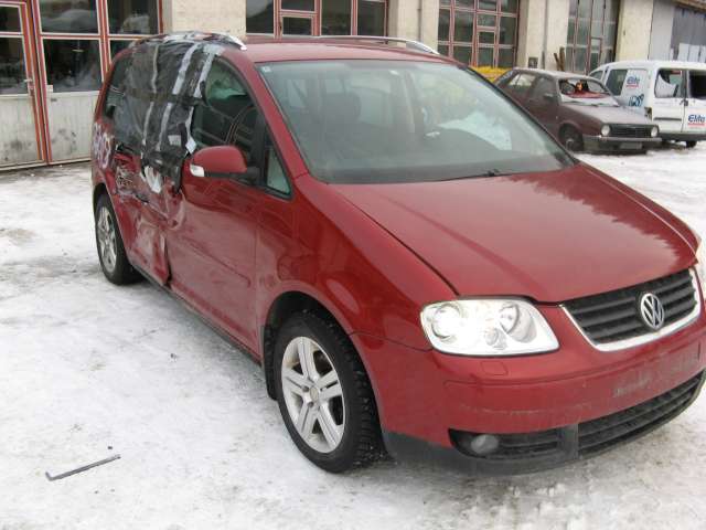 VW Touran 2003-2006 (Type I, Fase 1) , Motorkode: AVQ, Girkassekode: GQN