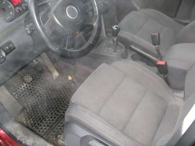 VW Touran 2003-2006 (Type I, Fase 1) , Motorkode: AVQ, Girkassekode: GQN