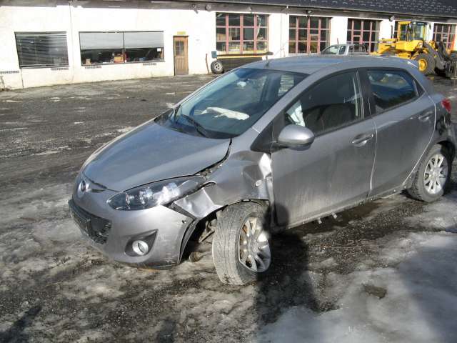 Mazda 2 2011-2014 (Type II, Fase 2) delebil , Motorkode: ZJ-VE, Girkassekode: 