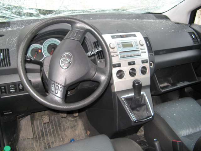 Toyota Verso 2004-2009 (Type II) delebil , Motorkode: , Girkassekode: 