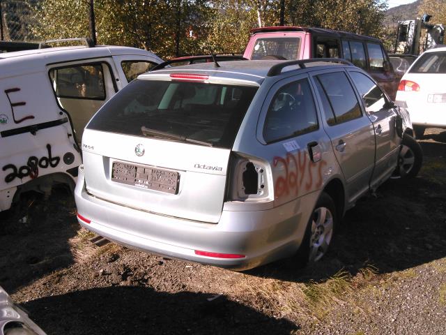 Škoda Octavia 2009-2013 (Type II, Fase 2) , Motorkode: BLS, Girkassekode: KXV