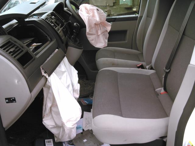 VW Transporter / Caravelle 2009-2015 (Fase 2) (T5) (T5), Motorkode: CAAA, Girkassekode: MQT