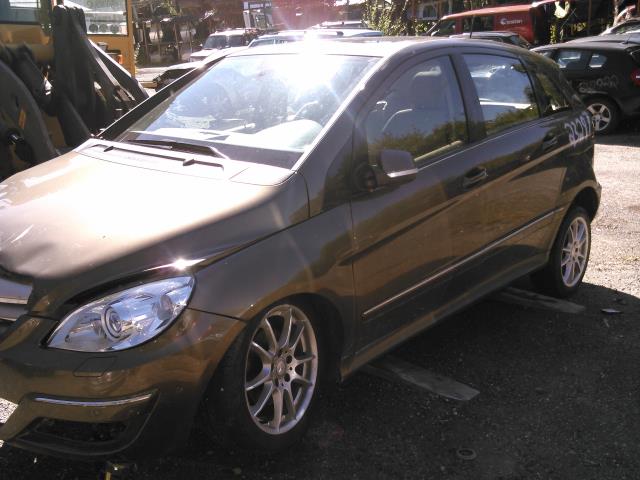 Mercedes B-Klasse 2008-2011 (Fase 2) (W245) (W245), Motorkode: M266.960, Girkassekode: 