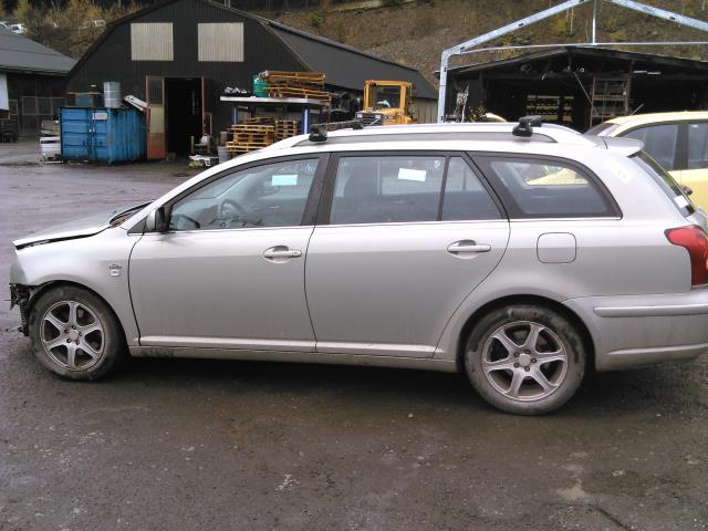 Toyota Avensis 2003-2008 (Type II) , Motorkode: 1CD-FTV, Girkassekode: 