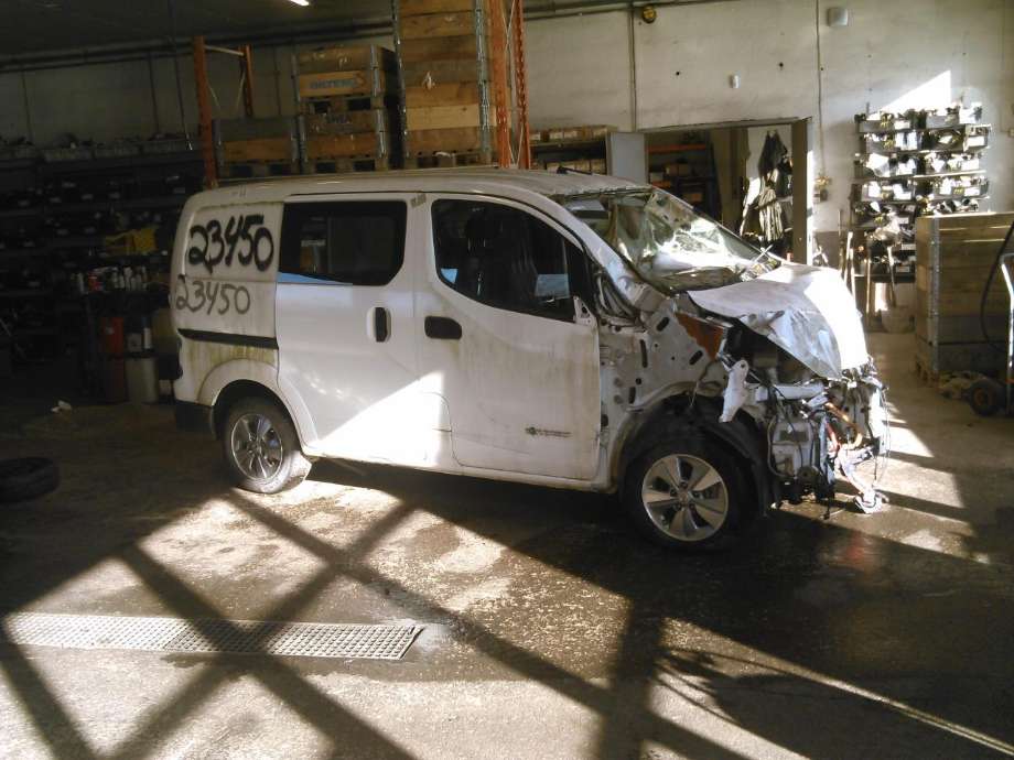Nissan E-NV200, 2014->>  delebil , Motorkode: EM57