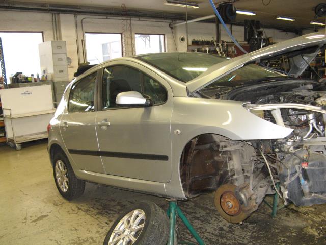 Peugeot 307 2005-2008 (Fase 2) , Motorkode: 9HX, Girkassekode: 