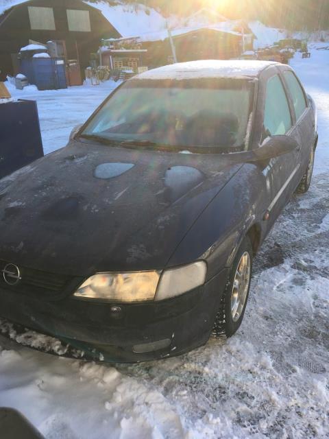Opel Vectra B, 1996-2001  delebil , Motorkode: X18XE