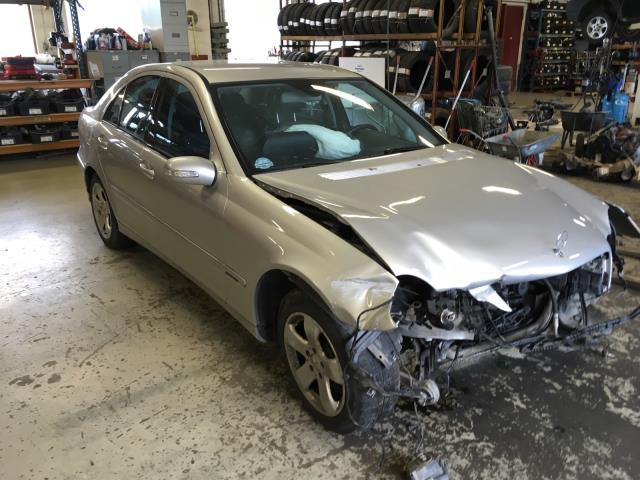 Mercedes C-Klasse 2004-2007 (Fase 2) (W203) (W203), Motorkode: 271 946, Girkassekode: 