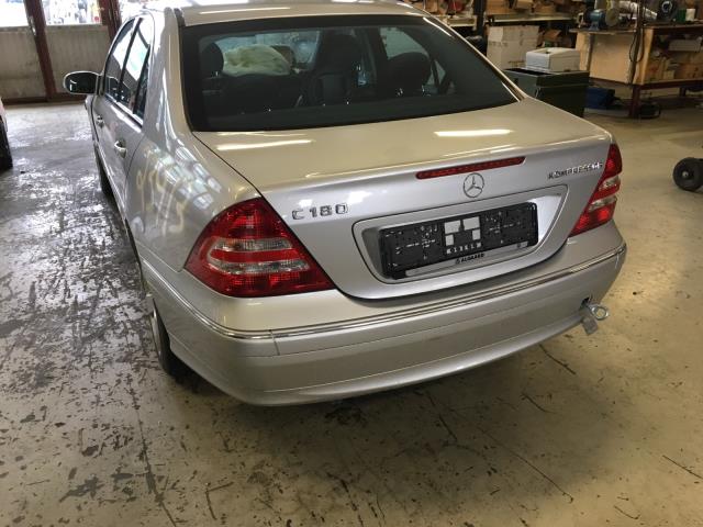 Mercedes C-Klasse 2004-2007 (Fase 2) (W203) (W203), Motorkode: 271 946, Girkassekode: 