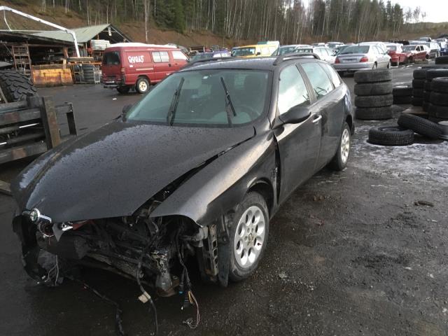 Alfa Romeo 156, 2004-2006  delebil , Motorkode: 322.05