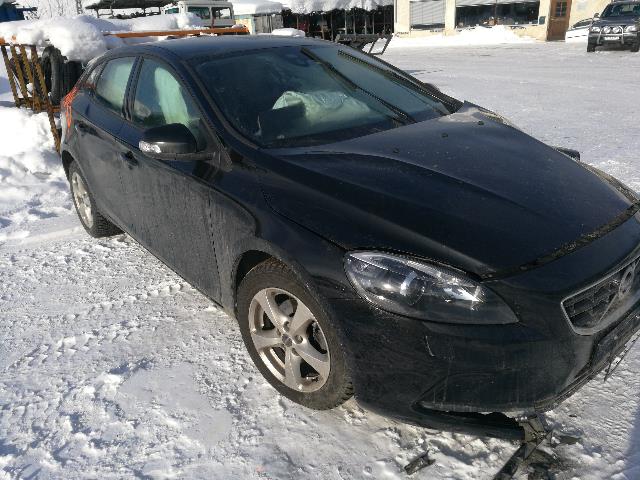 Volvo V40 2012-2019 , Motorkode: , Girkassekode: 