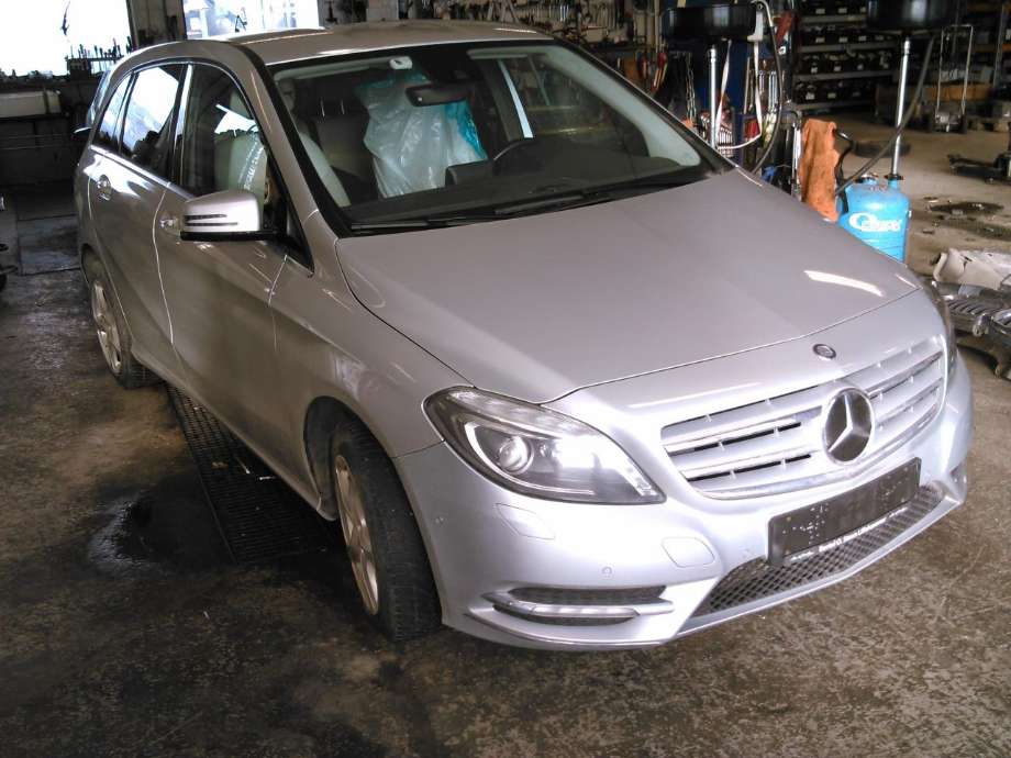 Mercedes B-Klasse 2011-2018 (W246) (W246), Motorkode: 651901, Girkassekode: 