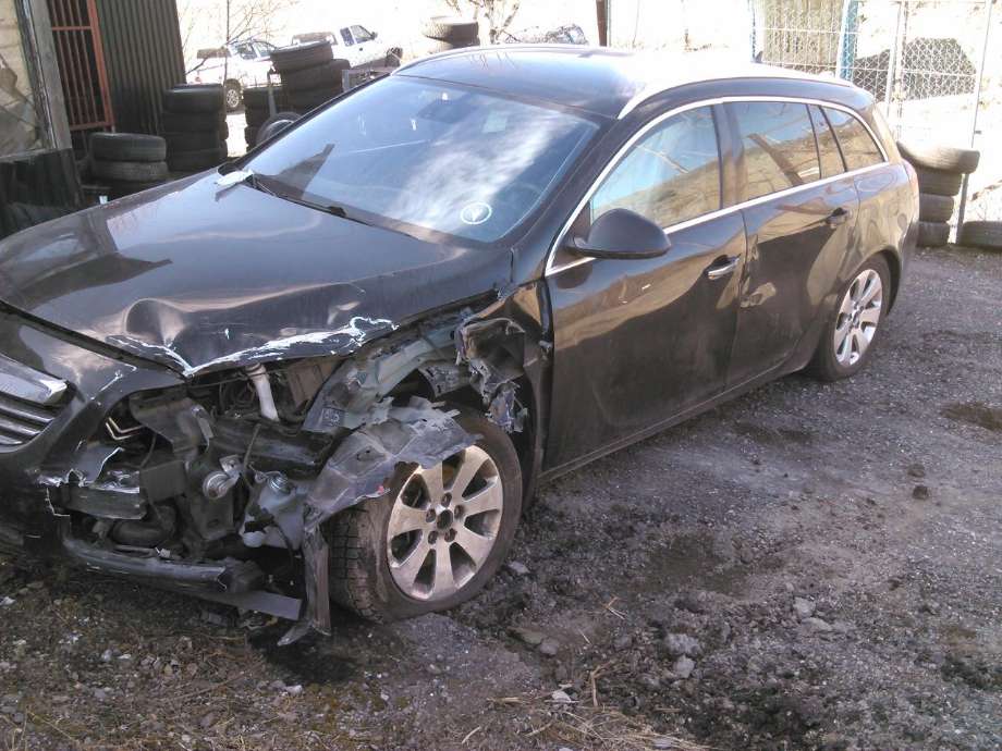 Opel Insignia A 2009-2014 , Motorkode: A20DTH, Girkassekode: 