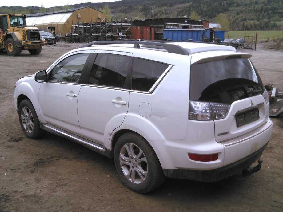 Mitsubishi Outlander 2010-2012 (Type II, Fase 2) delebil , Motorkode: 4N14, Girkassekode: 