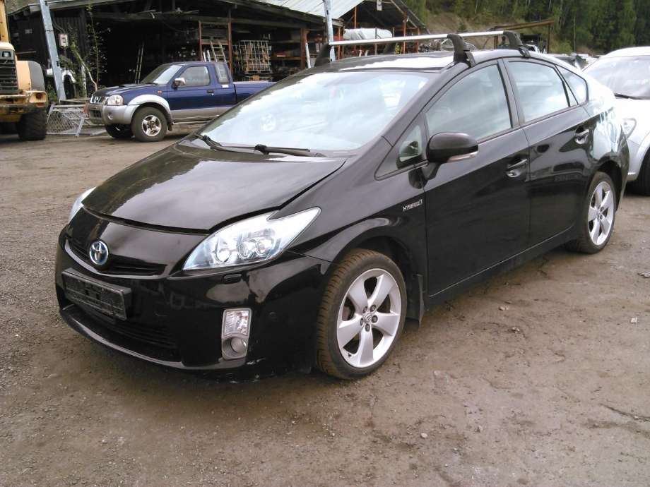 Toyota Prius 2009-2016 (Type III) (COMBI) delebil , Motorkode: 2ZR-FXE, Girkassekode: 