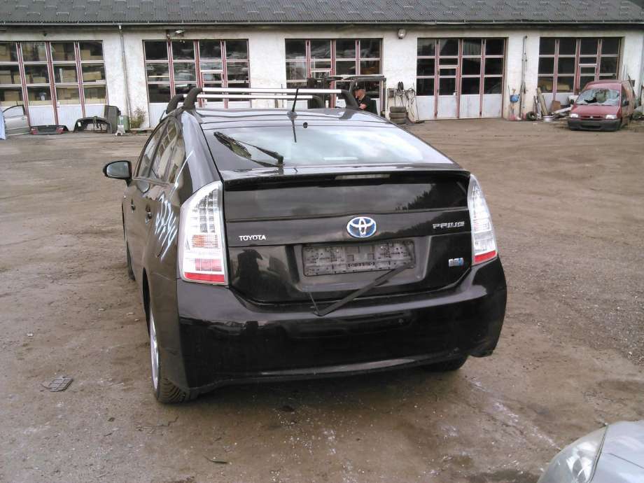 Toyota Prius 2009-2016 (Type III) (COMBI) delebil , Motorkode: 2ZR-FXE, Girkassekode: 