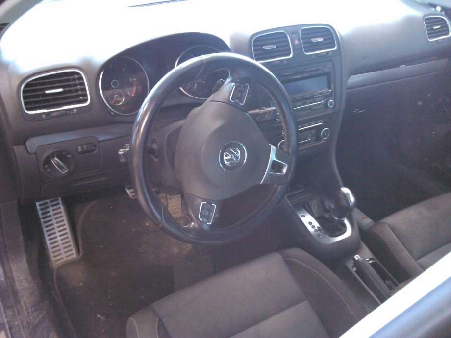 VW Golf VI 2008-2012 , Motorkode: CAYC, Girkassekode: NKA