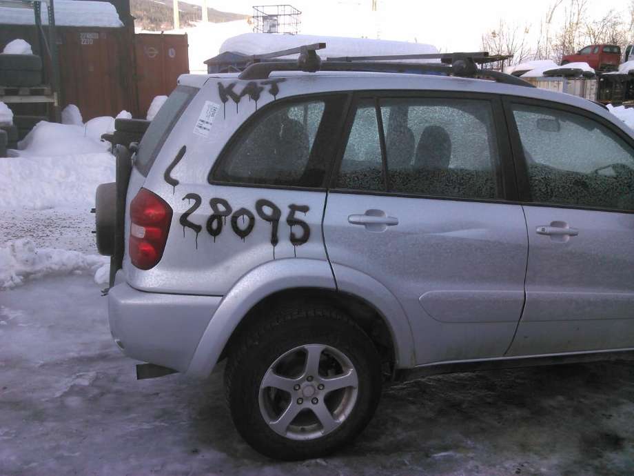 Toyota RAV4 2000-2006 (Type II) delebil , Motorkode: , Girkassekode: 