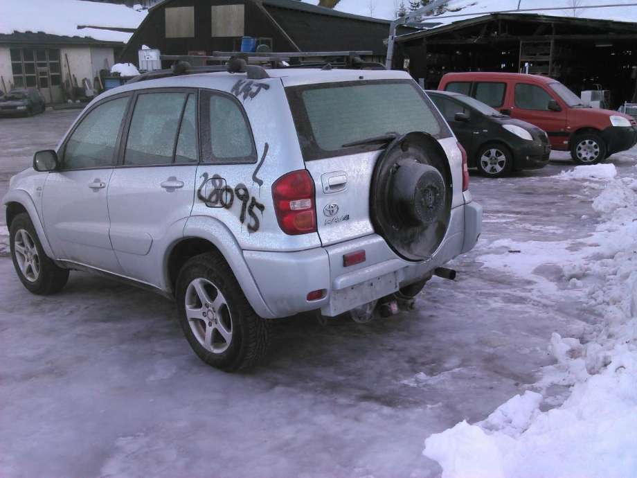 Toyota RAV4 2000-2006 (Type II) delebil , Motorkode: , Girkassekode: 